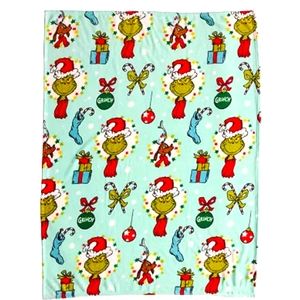 How the Grinch Stole Christmas Plush Holiday Throw NWT
